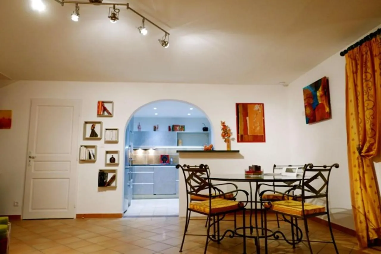 Maison Avec Vue Mer A Sainte-Maxime, Piscine Partagee 0*, Sainte-Maxime Frankrig