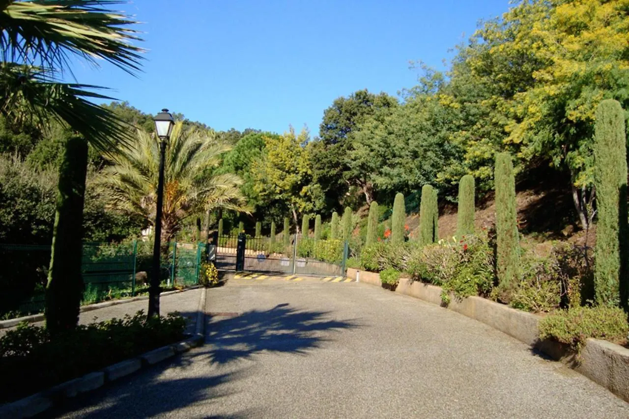 Maison Avec Vue Mer A Sainte-Maxime, Piscine Partagee Feriehus Sainte-Maxime
